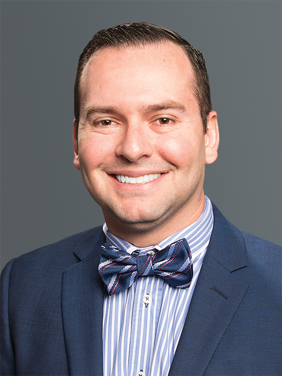 Headshot of Dr. Alfredo Torres  Associate Chief Medical Officer , M.D. 