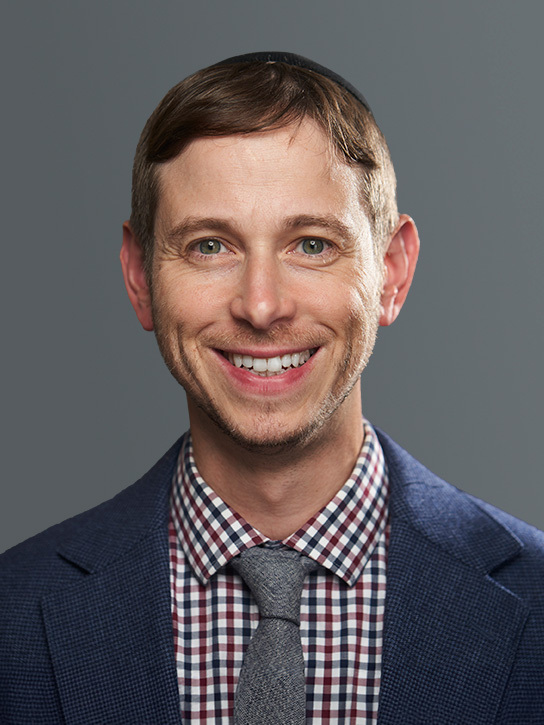 Headshot of Yaakov Perlstein  FNPc 